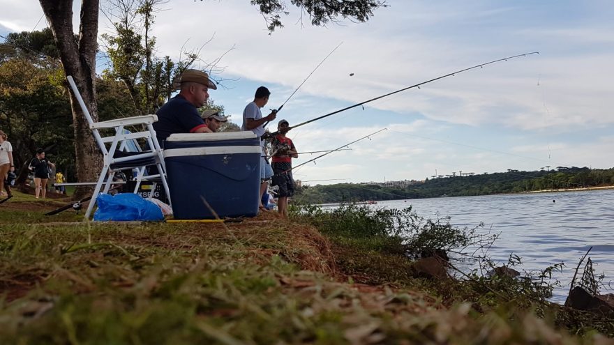 Famílias passam tarde de lazer na Pesca no Lago, mais de 10 mil pessoas estiveram presentes