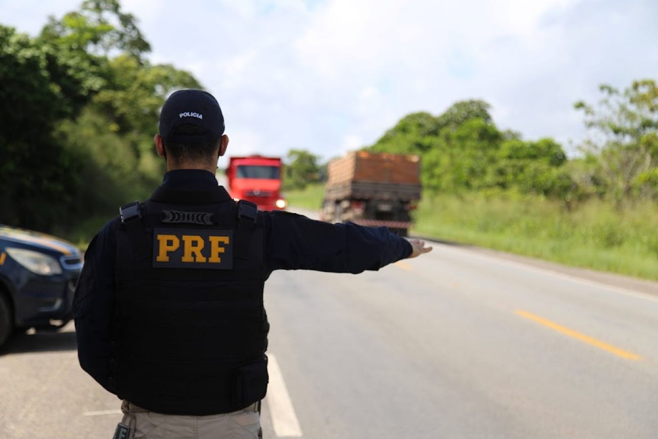 Cristinápolis/SE: PRF flagra motorista portando “rebites”