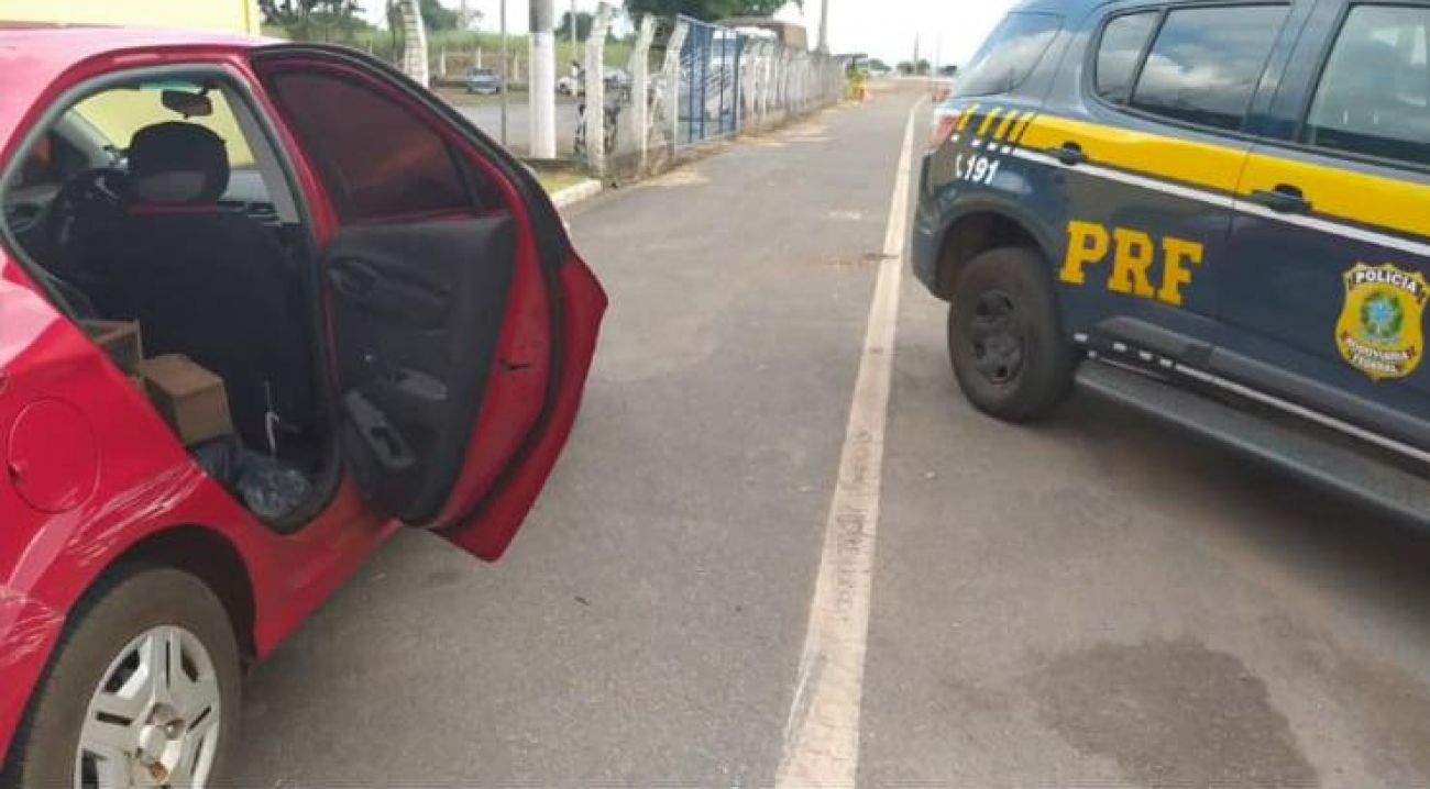 Homem é preso com 11 aves silvestres na BR 060, próximo ao Recanto das Emas/DF