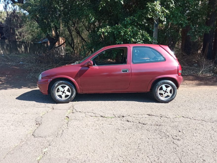 Vídeo: Corsa com placas KKH-9117 foi furtado no Alto Alegre; Veja a ação do bandido