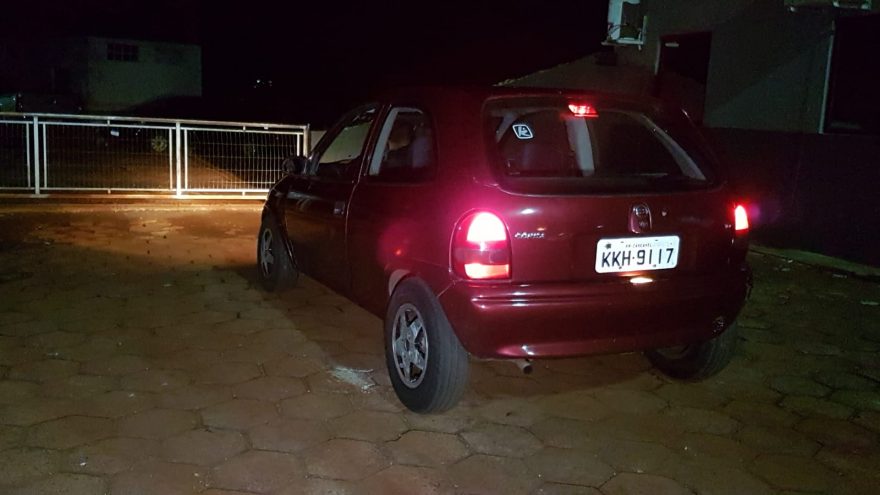 Guarda Municipal recupera veículo Corsa com alerta de furto