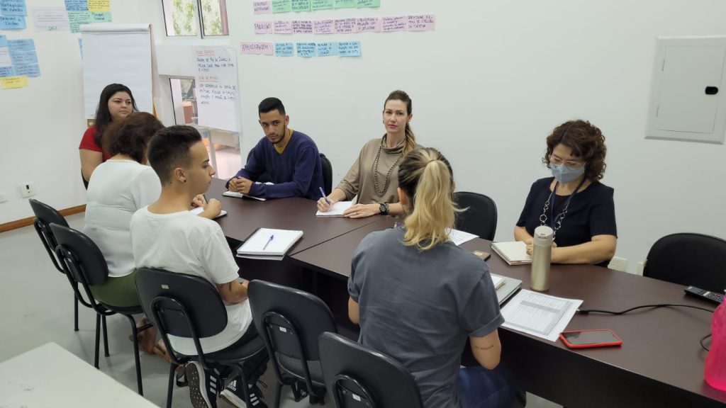 Secretaria de Turismo e Comtur recebem visita da nova coordenadora do Curso de Turismo da Unioeste