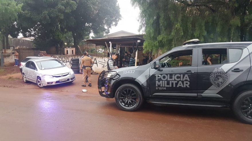 Homem é assassinado dentro de carro em Cascavel