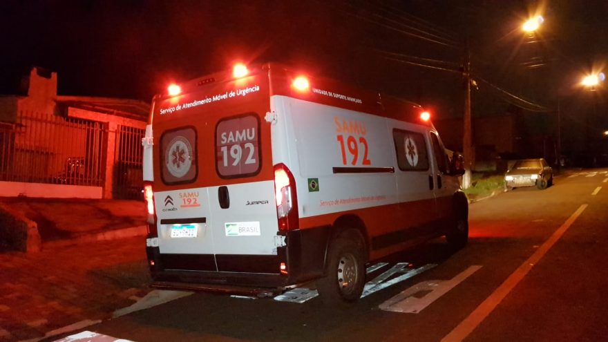 Idosa de 65 anos com suspeita de AVC é socorrida pelo SAMU no Bairro Santa Felicidade