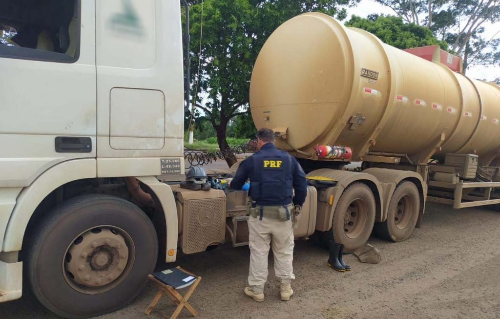 PRF realiza Operação de fiscalização de transporte de produtos perigosos no MS