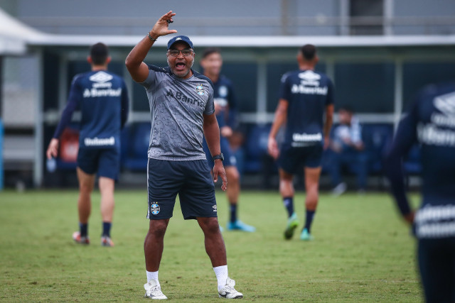 Tática e estratégia são destaques no treino do Grêmio desta quarta-feira