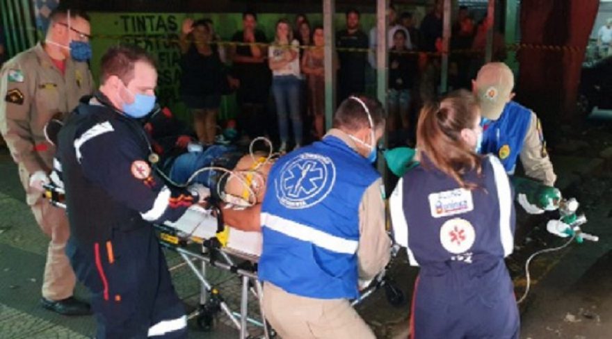 Vídeo mostra comerciante sendo baleado em Maringá