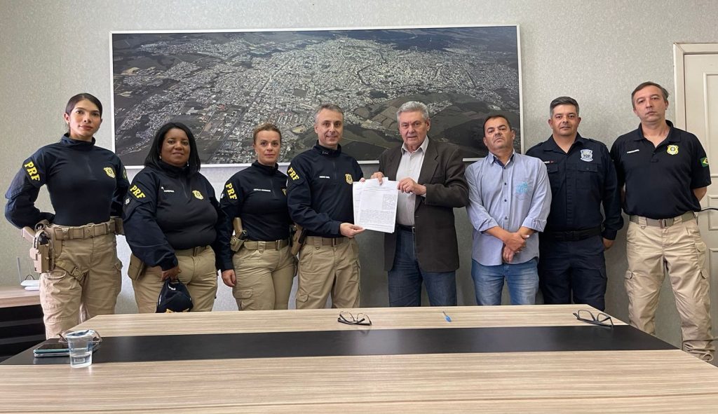 PRF e Prefeitura de Lages assinam acordo de cooperação técnica