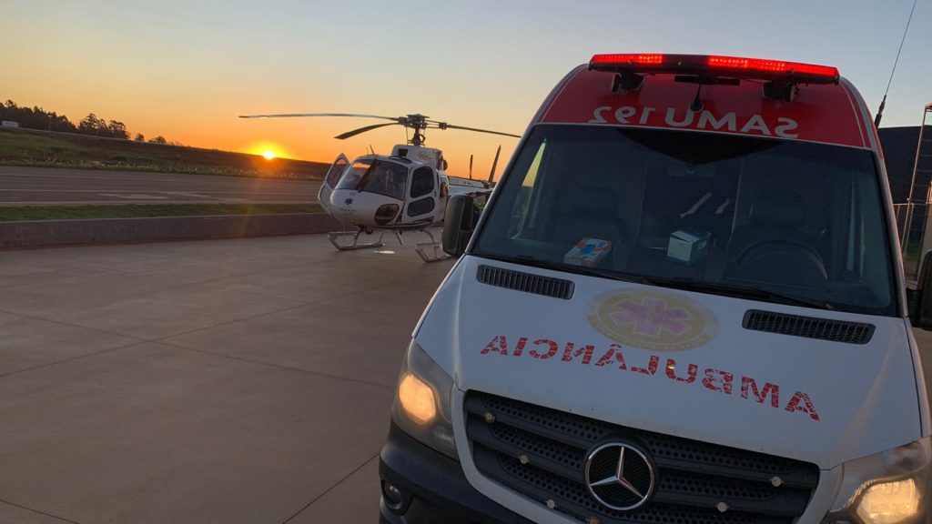 Idosa de 91 anos com quadro neurológico grave é trazida de helicóptero até o Hospital Universitário