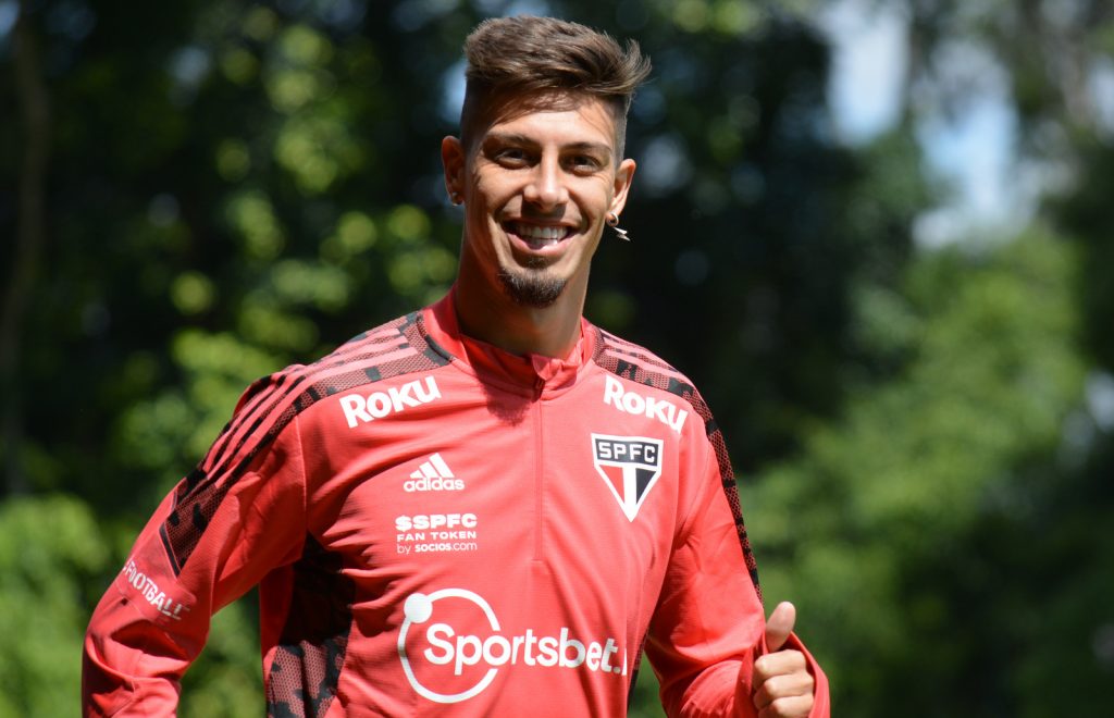 Feriado de reapresentação no CT da Barra Funda