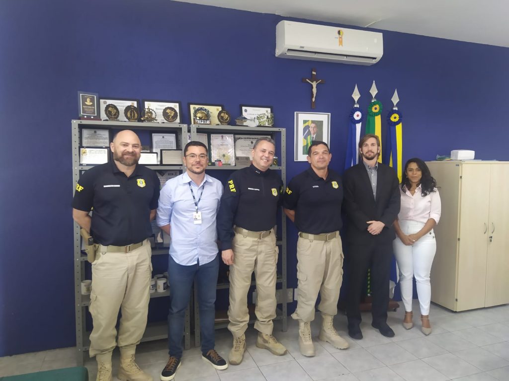 PRF recebe visita institucional do Adido do Consulado Americano no Recife
