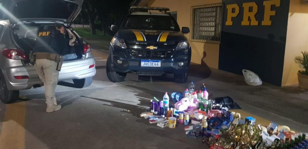 PRF prende três mulheres e um homem em Tabaí