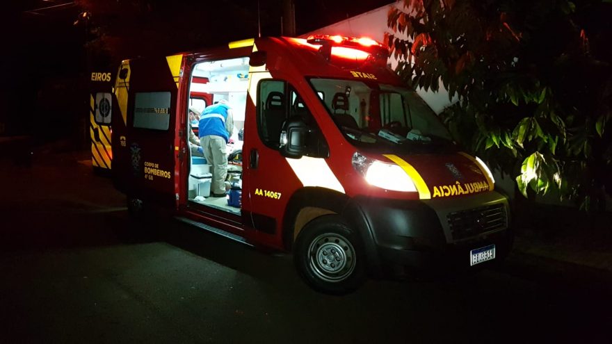 Idosa fica ferida ao sofrer queda em residência no Bairro Brasília, em Cascavel