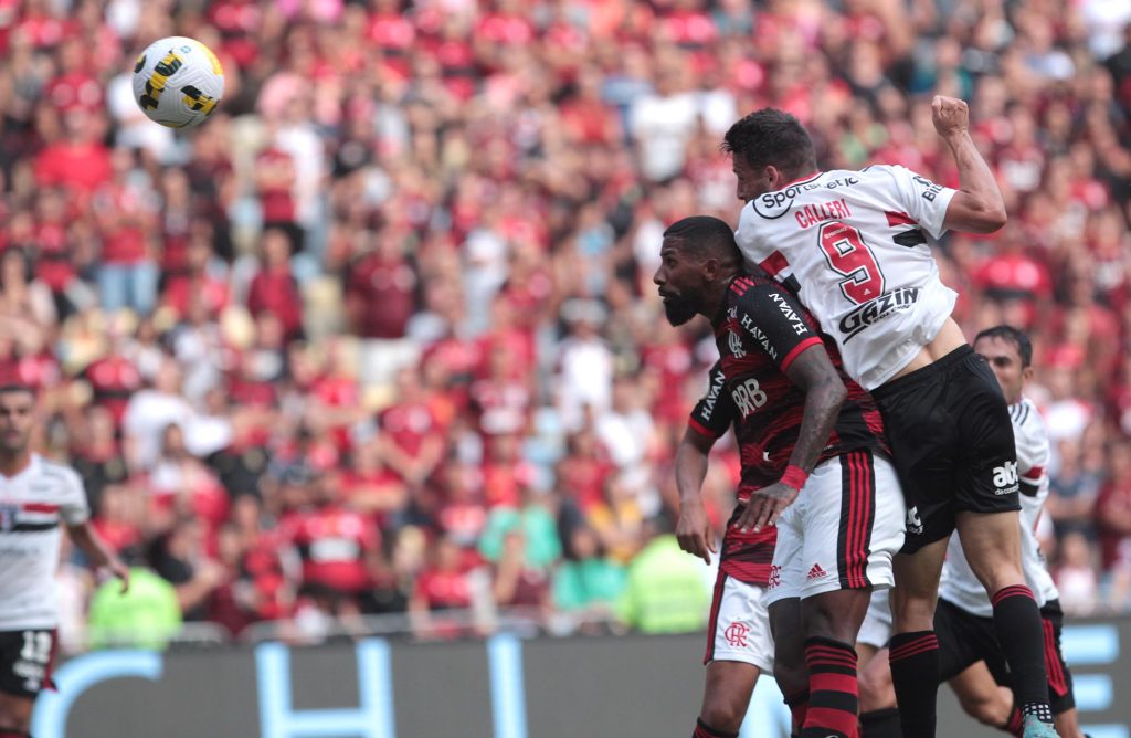 No Maracanã, São Paulo sofre derrota para o Flamengo