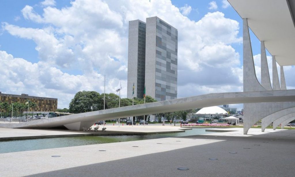 Governo Federal encaminha ao Congresso projeto com diretrizes do orçamento de 2023