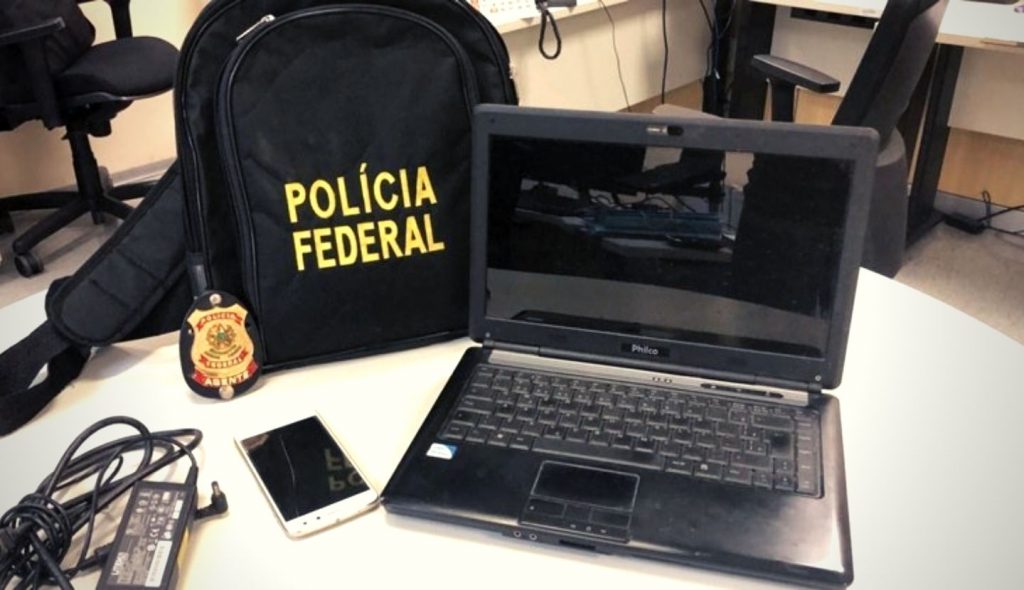 PF investiga suspeitos de armazenamento e distribuição de imagens pornográficas envolvendo crianças
