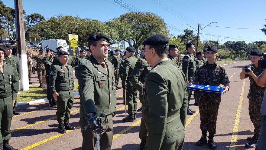 Dia do Exército Brasileiro: 15ª Brigada realiza formatura e comemoração da data especial