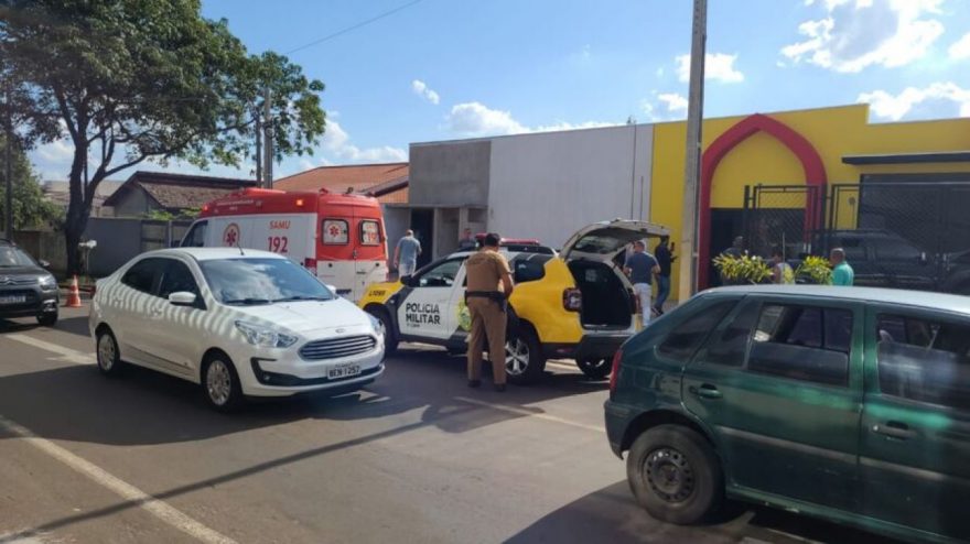 Motorista passa mal e invade comércio em Arapongas; veja