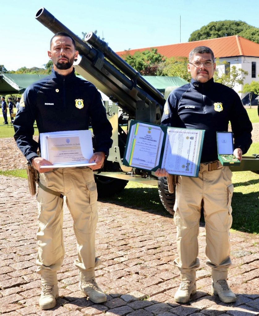 PRFs são condecorados pelo Exército Brasileiro