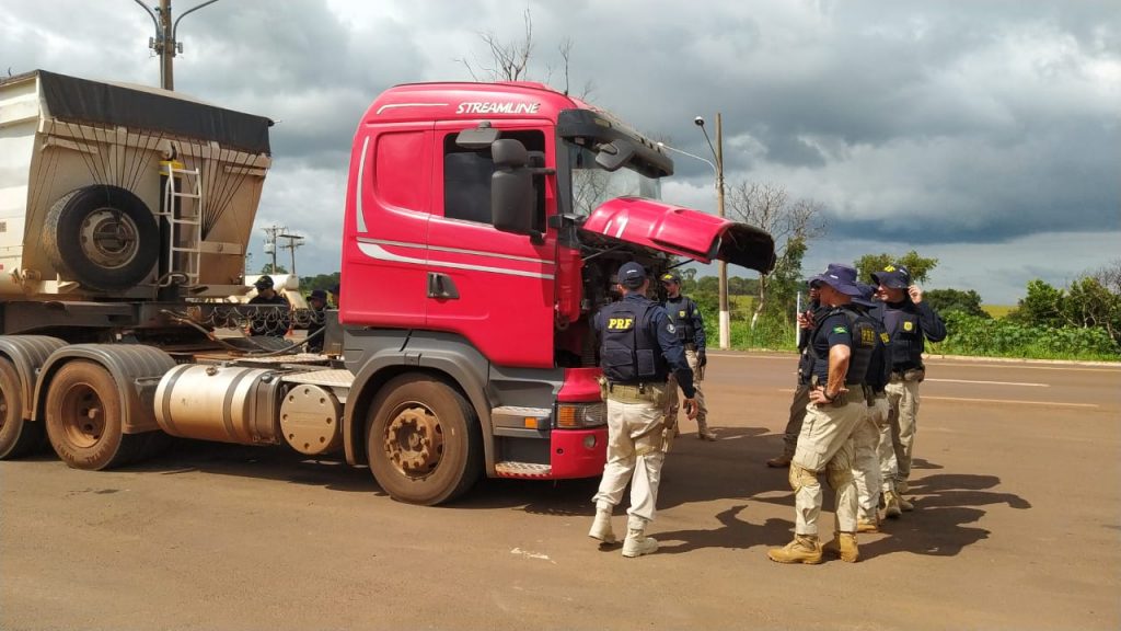 PRF realiza nivelamento de Enfrentamento às Fraudes Veiculares no MS