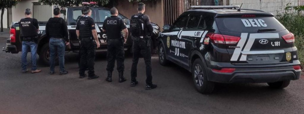Polícia Civil cumpre mandados de busca em Goiás e em SP em investigação de invasão ao site do TCE/SC