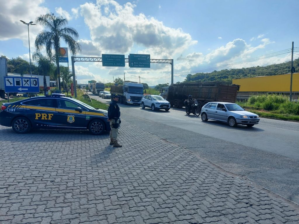 PRF inicia Operação Tiradentes 2022