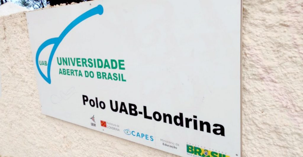 UAB Londrina divulga vagas para curso de graduação em Pedagogia