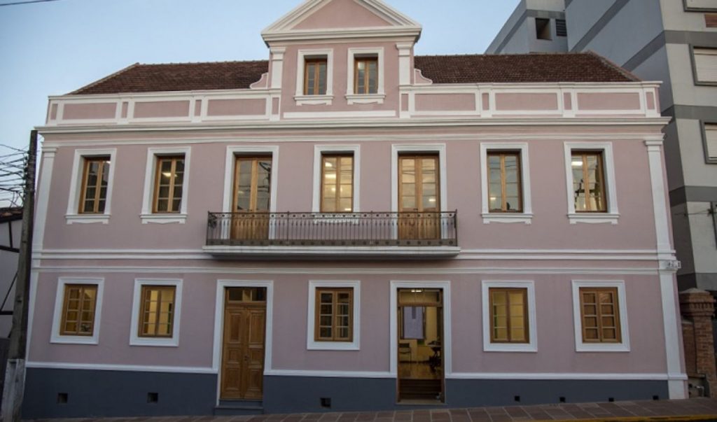 Município de Novo Hamburgo (RS) é multado por atraso em obras de revitalização de prédio histórico