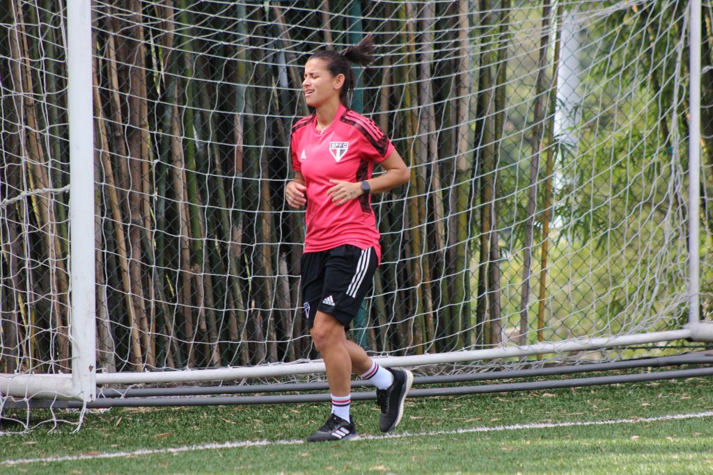 Recuperada, Rafa Travalão volta a treinar com o grupo