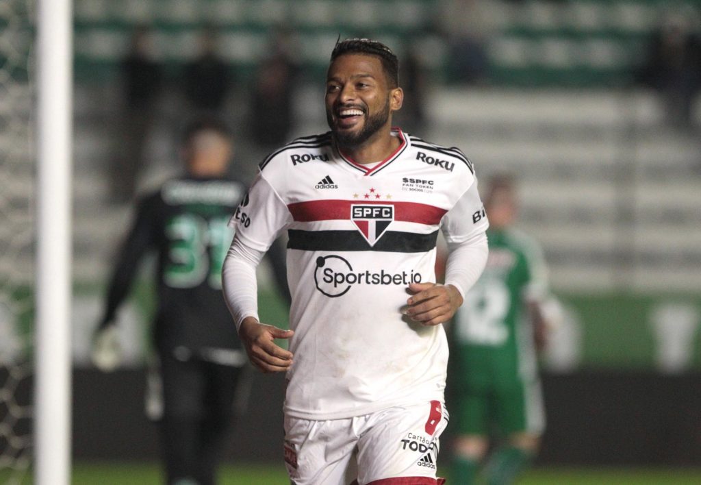 Reinaldo: “Conseguimos jogar no segundo tempo para buscar o empate”