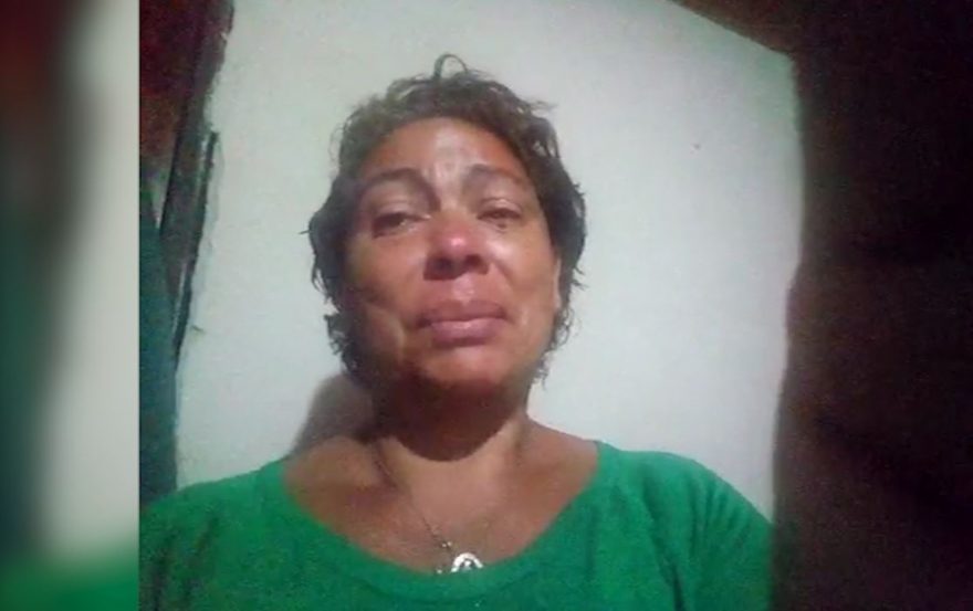 “Meu filho, entra em contato comigo, eu não aguento mais”, diz mãe de Michael em apelo emocionante