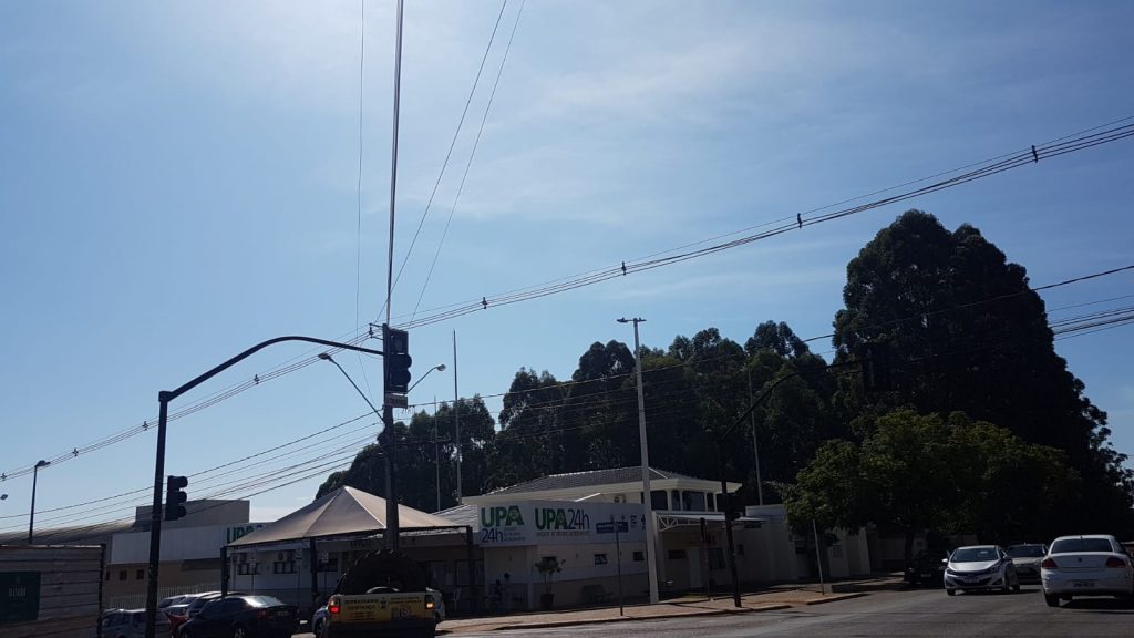 Pessoa fica ferida em empresa na Rua Erechim e é levada para a Upa Brasília