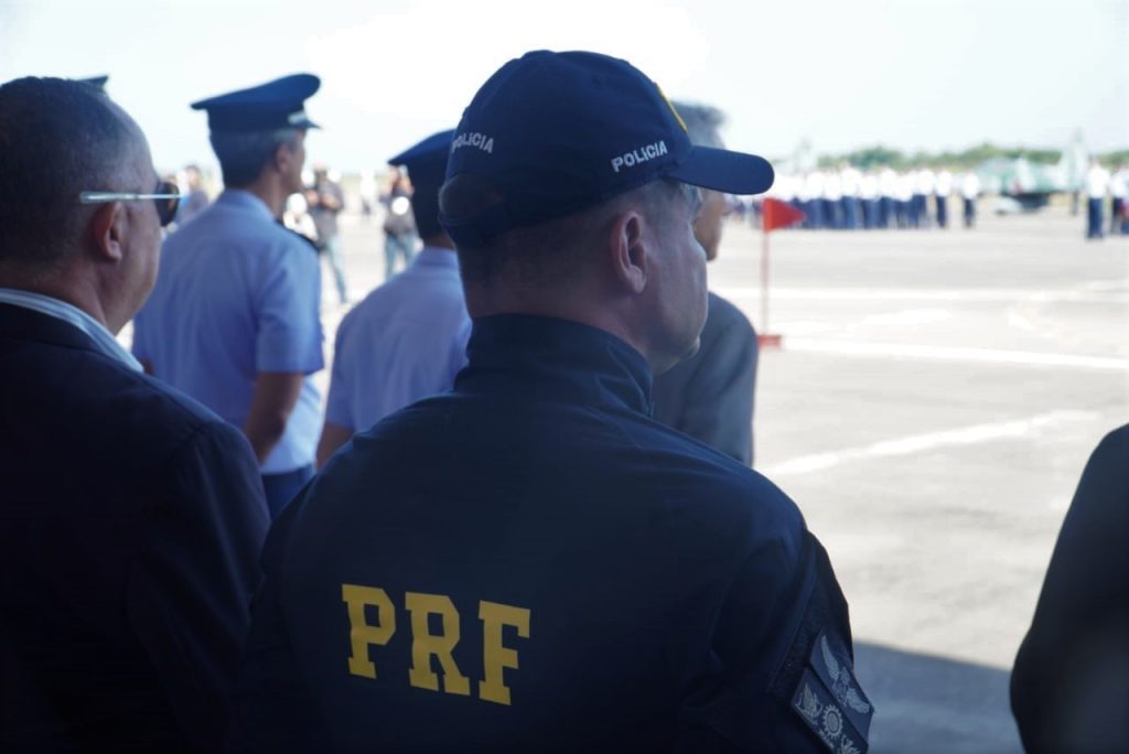 Diretor-Geral da PRF participa de cerimônia da Força Aérea Brasileira alusiva ao Dia da Aviação de Caça