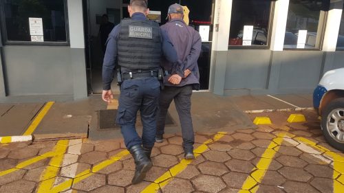 Guarda Municipal prende homem pelo crime de Ameaça na rodoviária de Cascavel