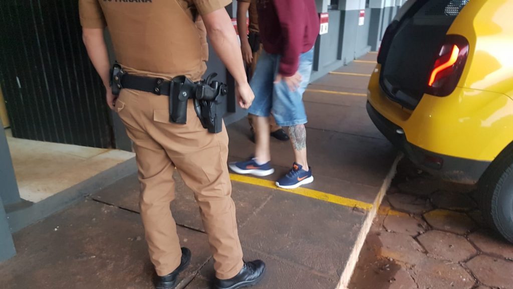 Foragido da PEC é abordado e preso pela Policia Militar