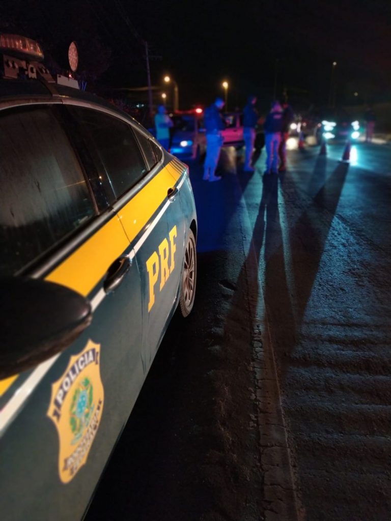 PRF participa de operação integrada em Sobradinho/DF.