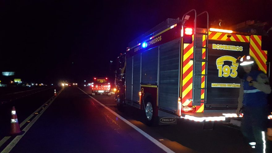 Pedestre é atropelado por caminhão na rodovia BR-277, em Cascavel
