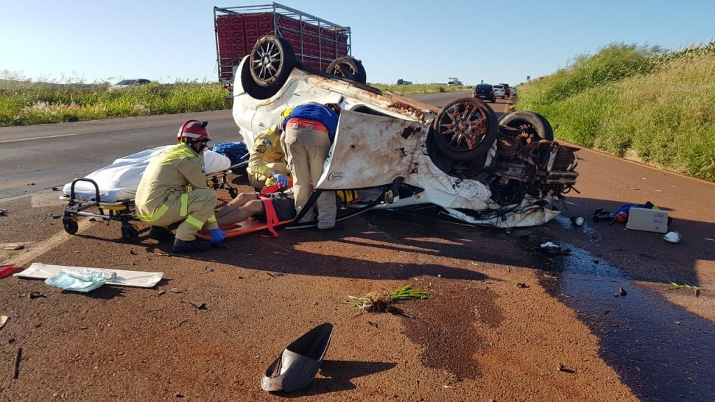 Jovem fica ferido em grave acidente na rodovia BR-467, em Cascavel Jovem fica ferido em grave acidente na rodovia BR-467, em Cascavel