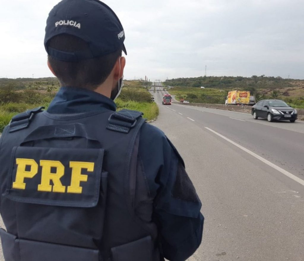BR-101/SE: PRF prende mulher por tráfico de drogas