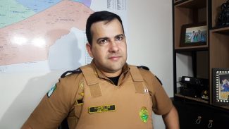 No total, 33 adolescentes foram encontrados em situação de risco em bares e tabacaria, segundo PM