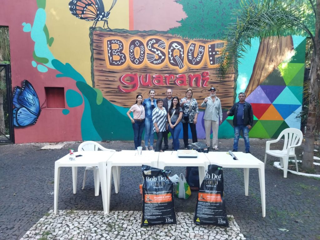 Diretoria de Bem-Estar Animal entrega 8 toneladas de ração