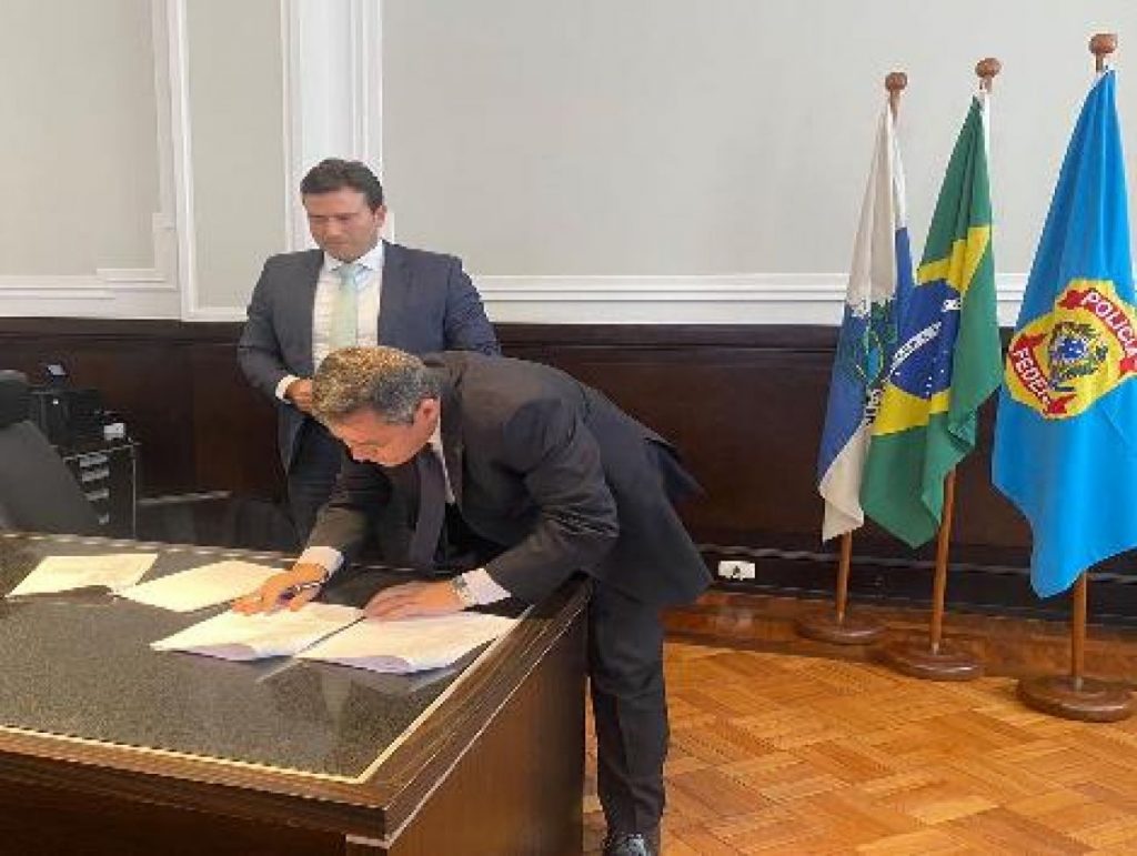 Polícia Civil RJ e Polícia Federal formalizam Acordo de Cooperação Técnica para compartilhamento de tecnologias e informações