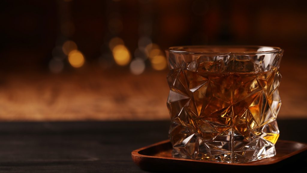 Menina de quatro anos morre após ser forçada pela avó a beber mais de meia garrafa de whisky