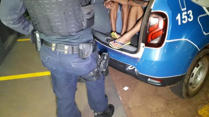 Indivíduos portando drogas são encaminhados até a 15ª Subdivisão Policial pela GM