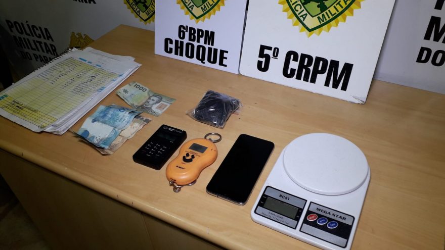 Casal em posse de cocaína é preso no Bairro Pioneiros Catarinenses; três crianças foram encaminhadas ao Conselho Tutelar