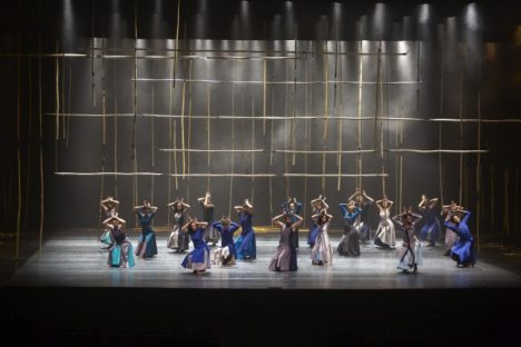 Teatro Guaíra recebe alunos de escolas públicas para apresentação do balé Terra Brasilis Imagem referente a Teatro Guaíra recebe alunos de escolas públicas para apresentação do balé Terra Brasilis