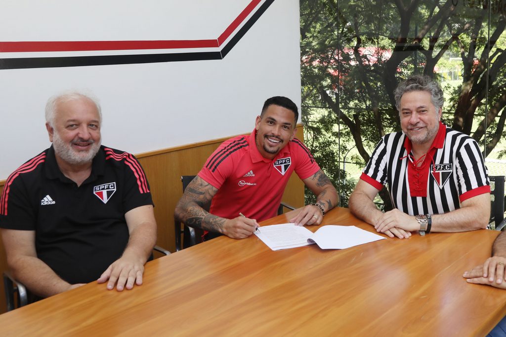 ÉÉÉ LUCIAAANOOO até 2024