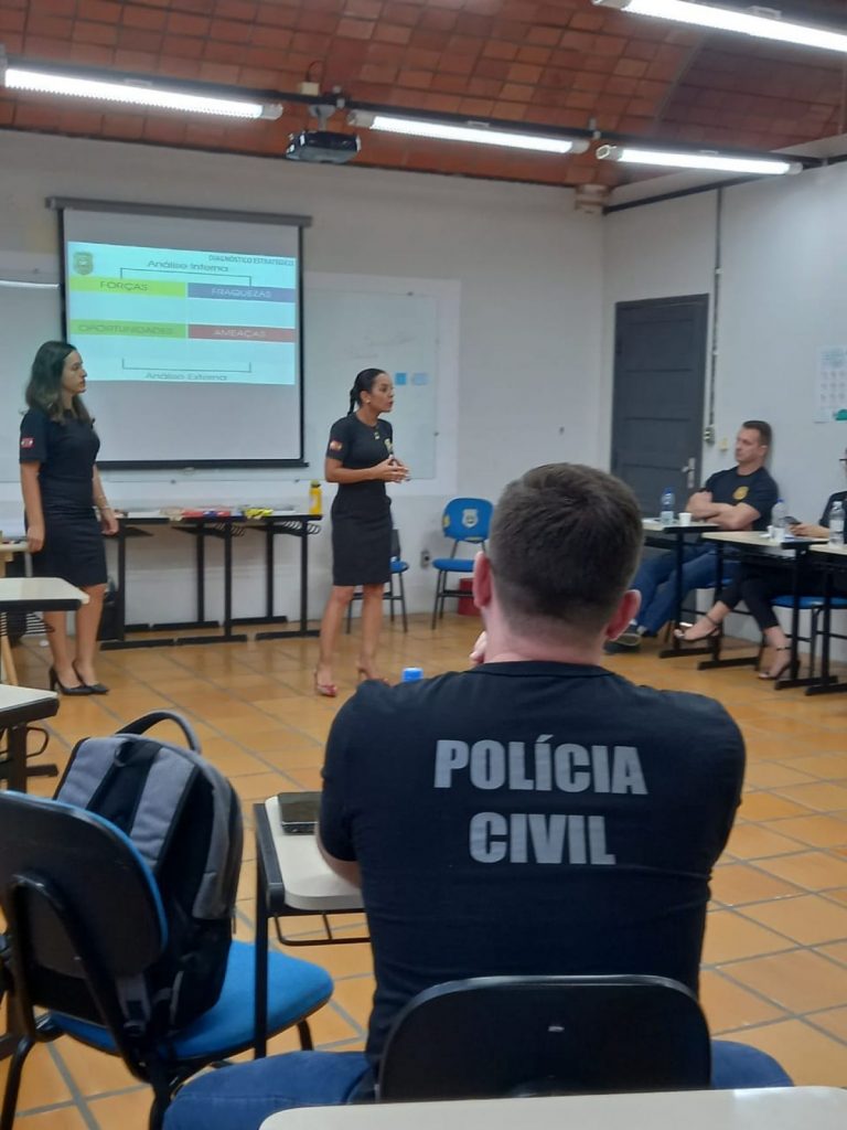 Acadepol realiza curso de gestão e liderança para Delegados de Polícia