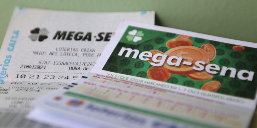 Bolão com 42 participantes em Blumenau/SC fatura R$ 117.557.270,98 na Mega Sena Bolão com 42 participantes em Blumenau/SC fatura R$ 117.557.270,98 na Mega Sena