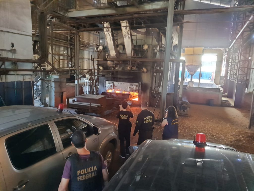 Polícia Federal incinera uma tonelada de drogas em Goiás